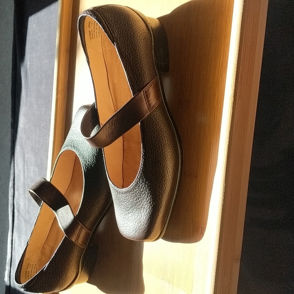 Aravon Chocolate Combination Last  Mary Janes